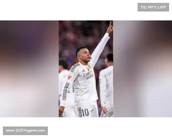 姆巴佩追平C罗皇马年度59球纪录，社媒发文致敬偶像